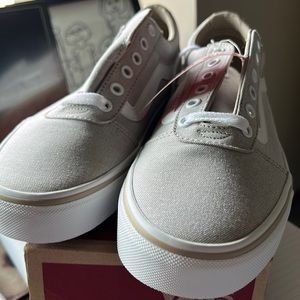 Brand new summer canvas taupe Vans